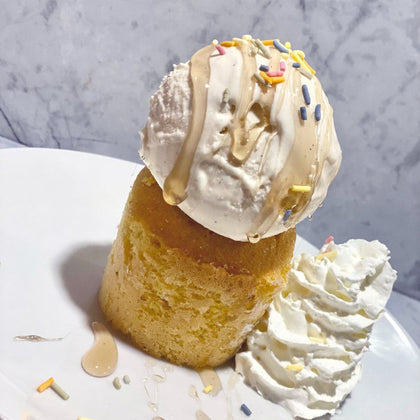 Keto Lemon Cake with Vanilla Ice Cream 🍋🍰🍨