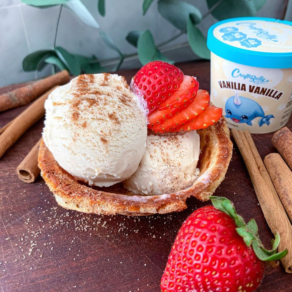 Keto Churro Bowl with Ice Cream 🍨🍓 low net carbs & so yummy